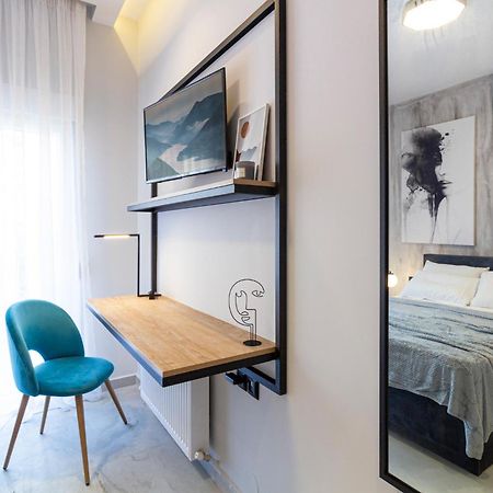 P Deluxe Suite2 Thessaloniki Buitenkant foto